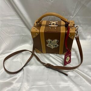 Collectible Harry Potter Platform 9 3/4 Trunk Shoulder Bag